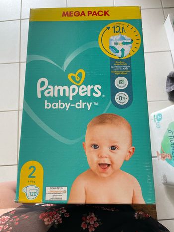Couche taille 2 - pampers baby dry
