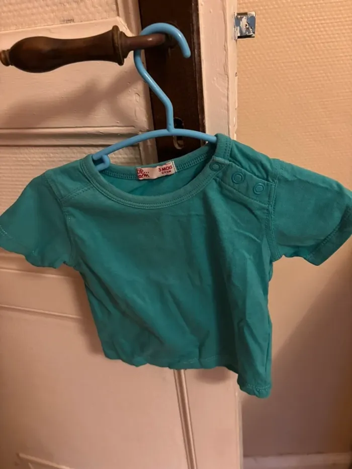 Lot tee shirt et polo manche courte 3 mois - photo numéro 5