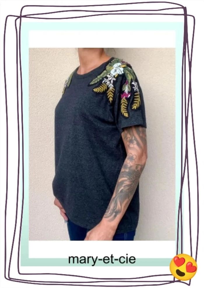 SOLDÉ - Haut manches courtes Zara taille M - photo numéro 2
