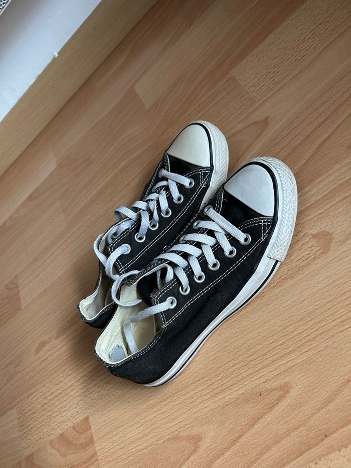 Chaussures Converses All Star Chuck Taylor noir femme pointure 37 - photo numéro 2