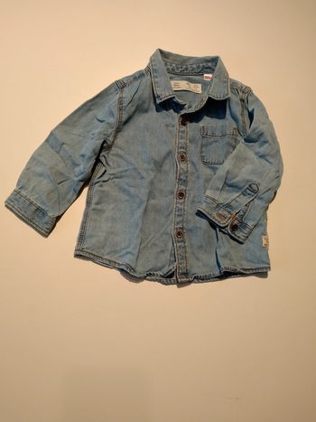 chemise bleue en jean Zara garcon 6  mois