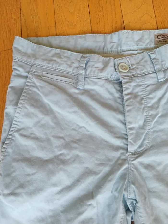 Short chino homme en coton Teddy Smith comme neuf - taille 27 (36-38) - photo numéro 3