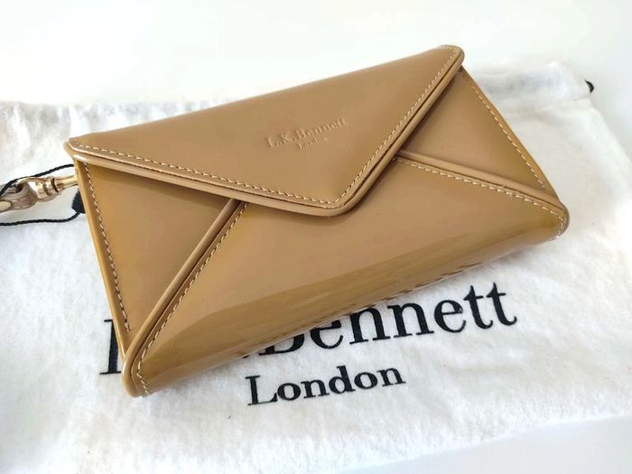Portefeuille LK Bennett Compagnon en cuir verni taupe - NEUF - photo numéro 3