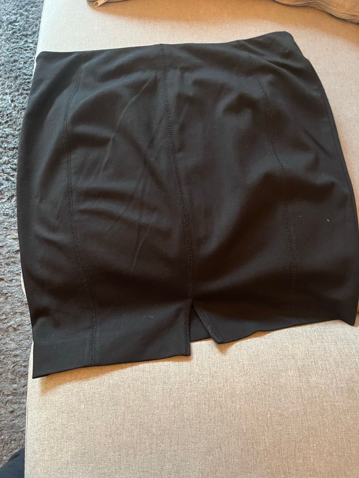 Jupe droite - photo numéro 2