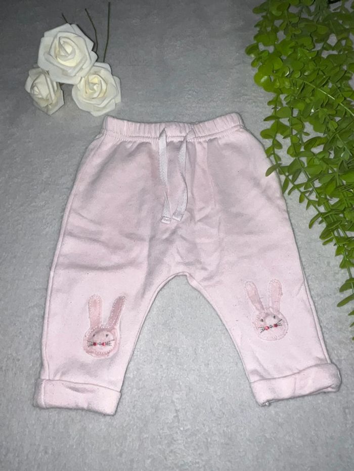 Très jolie pantalon style jogging pour bébé fille