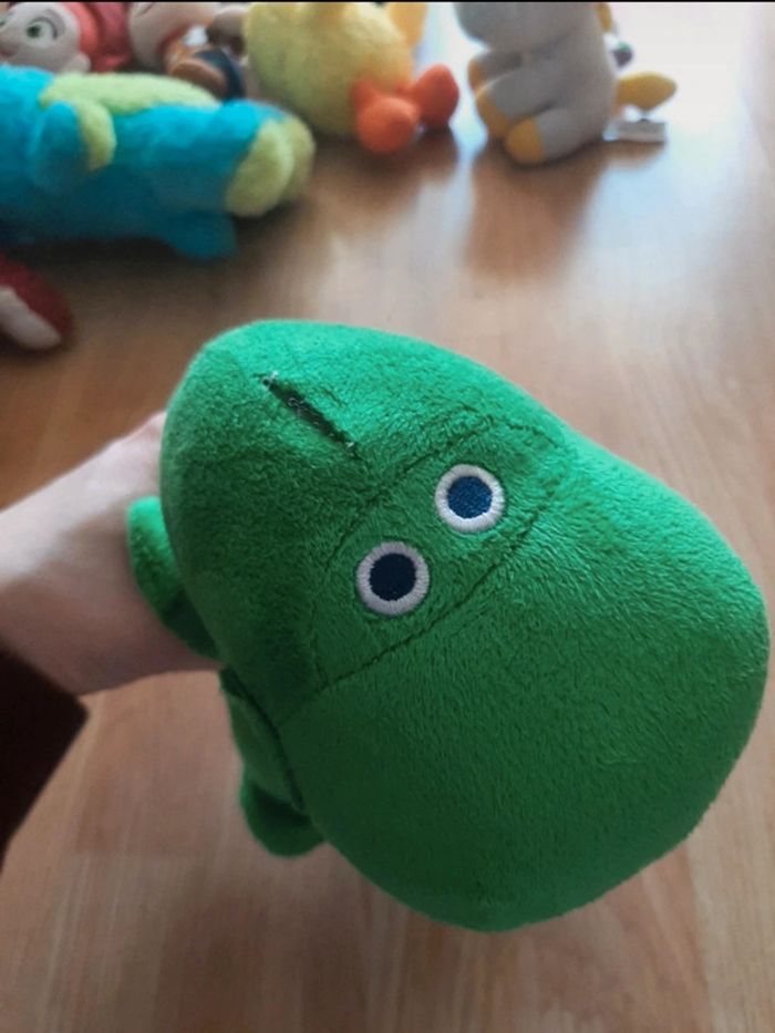 Lot peluches Toy Story - photo numéro 18