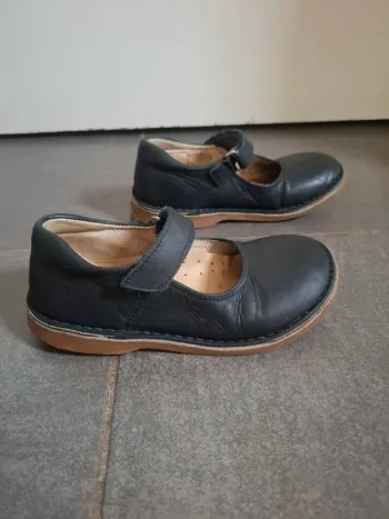 Babies en cuir dpam