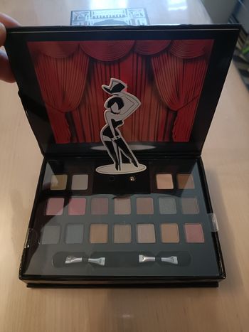 Lot de 2 palettes Catrice et Nocibé neuves