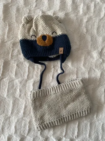 Bonnet et tour de cou ours tape à l’œil
