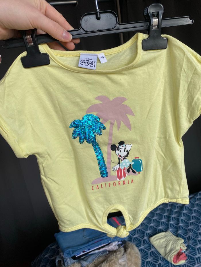 Lot 2 hauts 4 ans - photo numéro 6