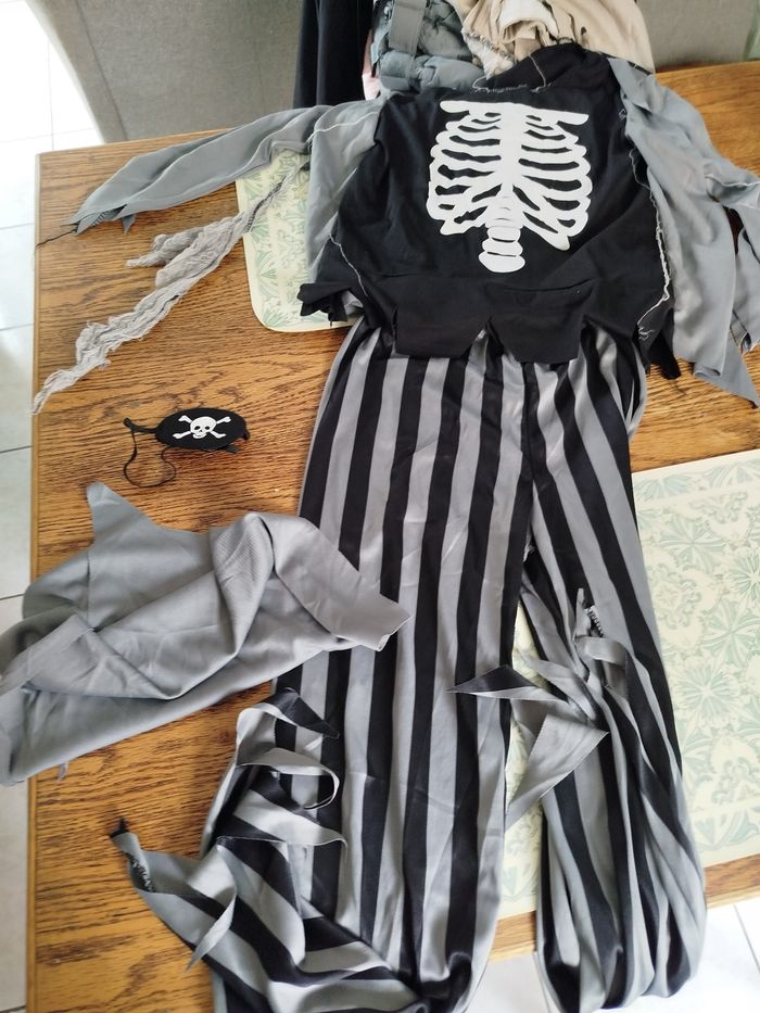 Déguisement halloween squelette 7-10 ans