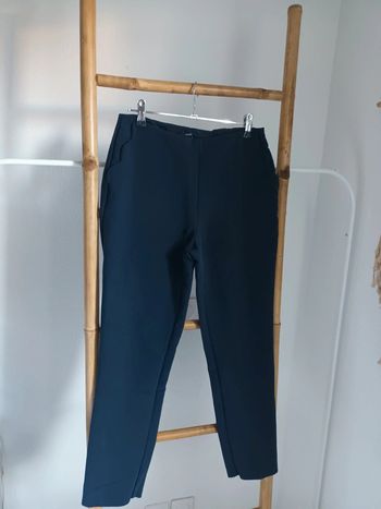 Pantalon classique bleu marine taille 38