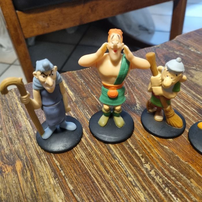 LOT figurines ASTERIX - photo numéro 2
