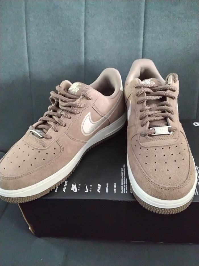 Air Force 1 - photo numéro 3