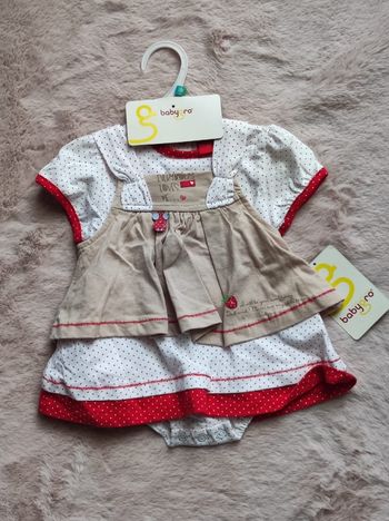 Robe 2en1 babygro 6 mois