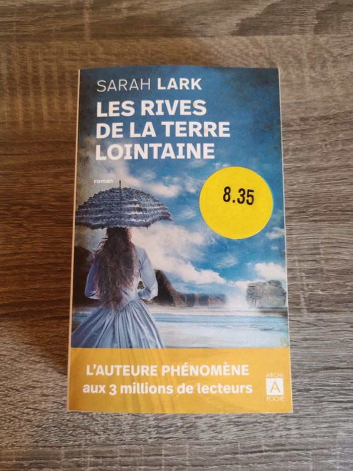 Livre romance Les rives de la Terre lointaine de Sarah Lark