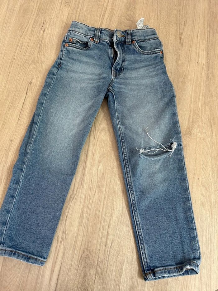 Jeans trouée Zara - photo numéro 2
