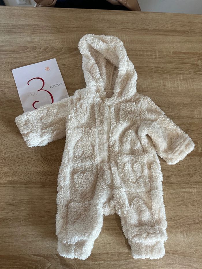 Combinaison bébé sans les pieds