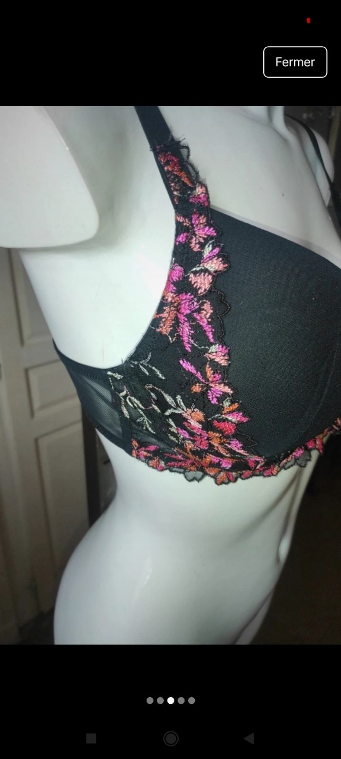Très beau soutien gorge l3 - photo numéro 4