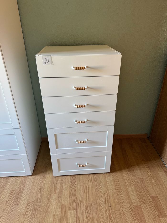 Armoire + commode - photo numéro 2