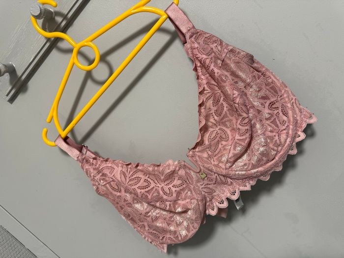 Soutien gorge 100E - photo numéro 2