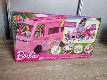 Camping car barbie neuf