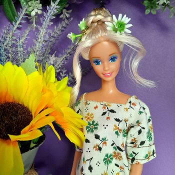 Poupée barbie Ibiza Sun vintage relookée 