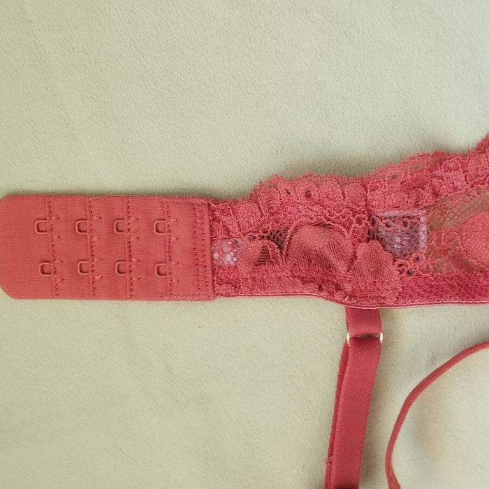 Soutien gorge armature 90B Neuf - photo numéro 4