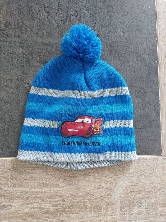 Bonnet avec pompon Cars