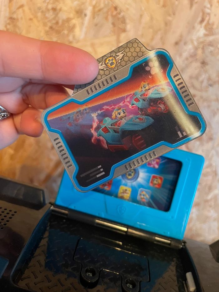 Idée cadeau 🎁 Camion Mission Cruiser sonore Mighty Pups avec sa carte magique - photo numéro 12