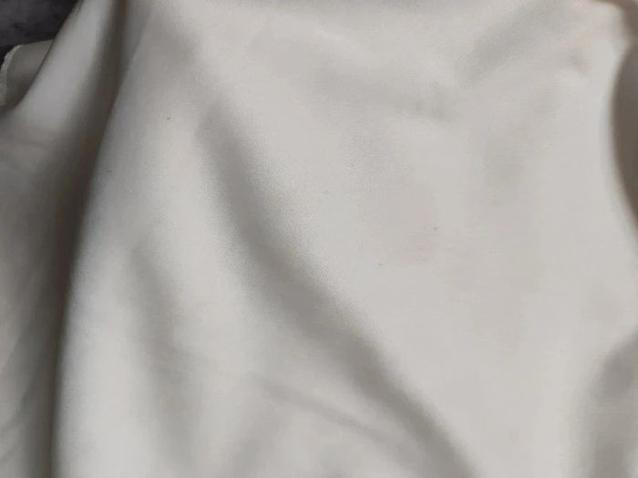 Belle robe rouge à fleurs manches courtes 6 ans - photo numéro 3