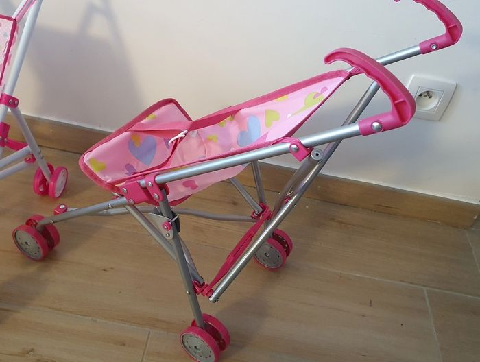Poussettes + poupées - photo numéro 5