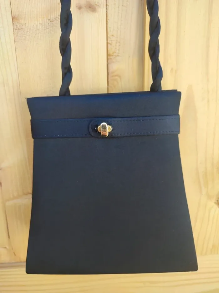 Pochette en satin - photo numéro 2