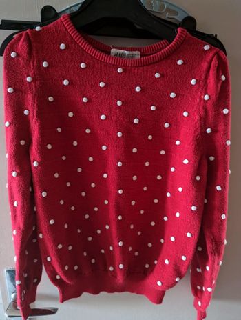 Pull rouge à pois