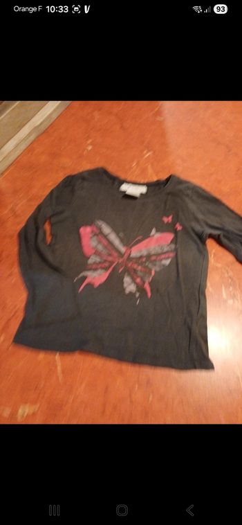 T.shirt fille taille 4 ans