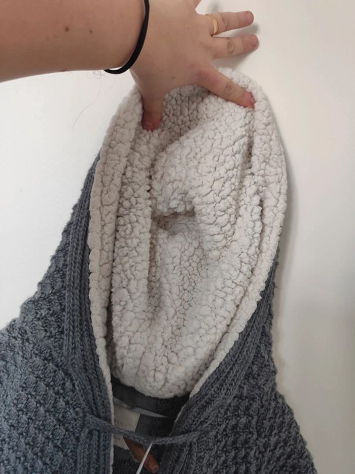 Gilet sans manches avec capuche bien chaud et fourré taille L Zara - photo numéro 8