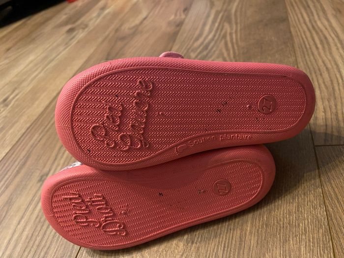 Chaussons roses chat T27