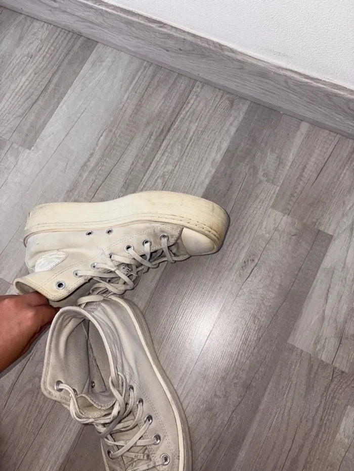 Converses beige - photo numéro 4