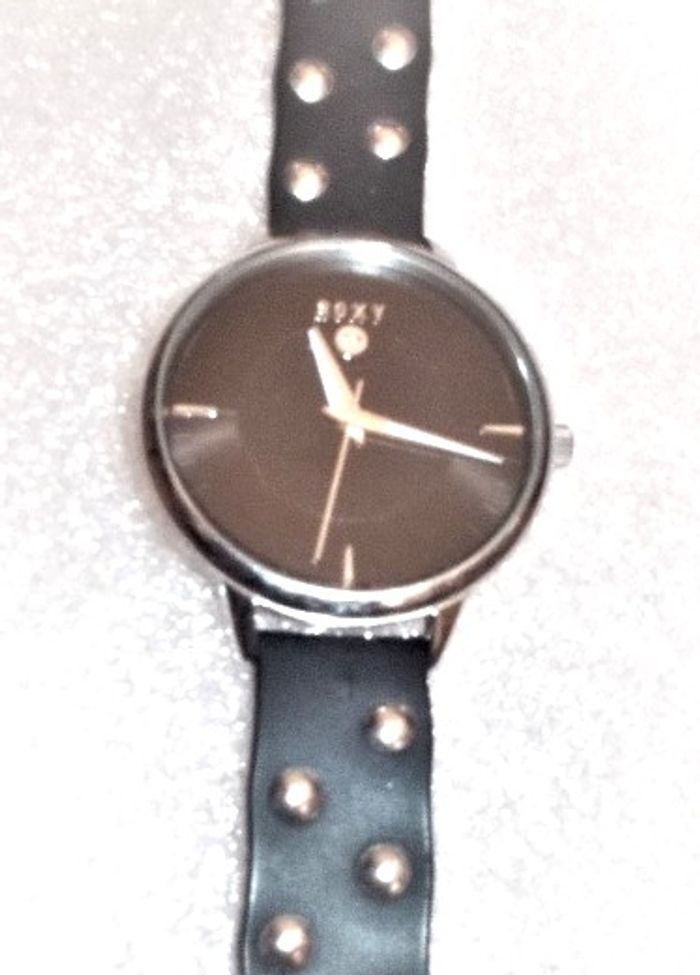 Montre ROXY "Avenue"