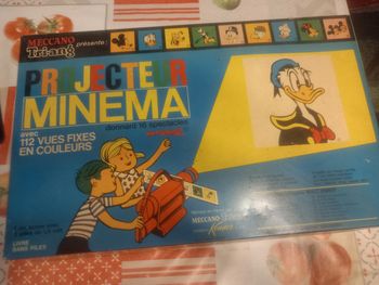 Ancien projecteur Minéma Disney 