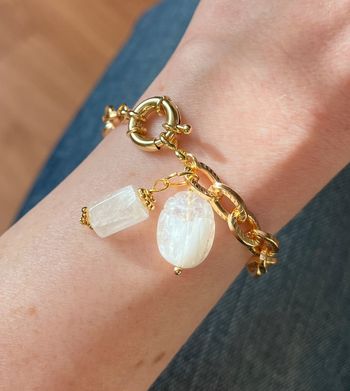 Bracelet amulette scarabée Pierre de Lune