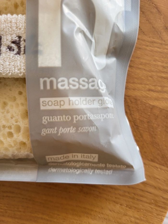 Lot savon au lait de chèvre+ gant porte savon - photo numéro 5