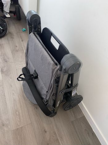 Poussette twistshake grise