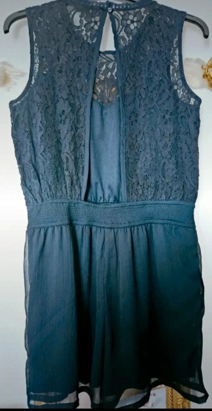 Combi short bleu marine dentelle Only Taille 38 Neuve - photo numéro 3