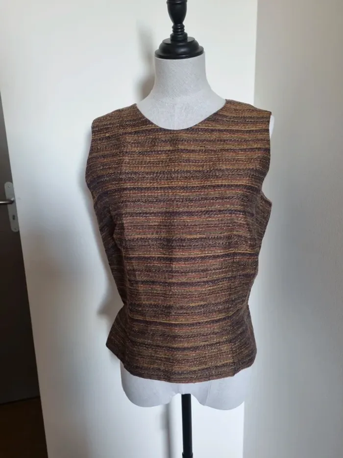 Haut Sassia sans manches – Chic & texturé - photo numéro 2