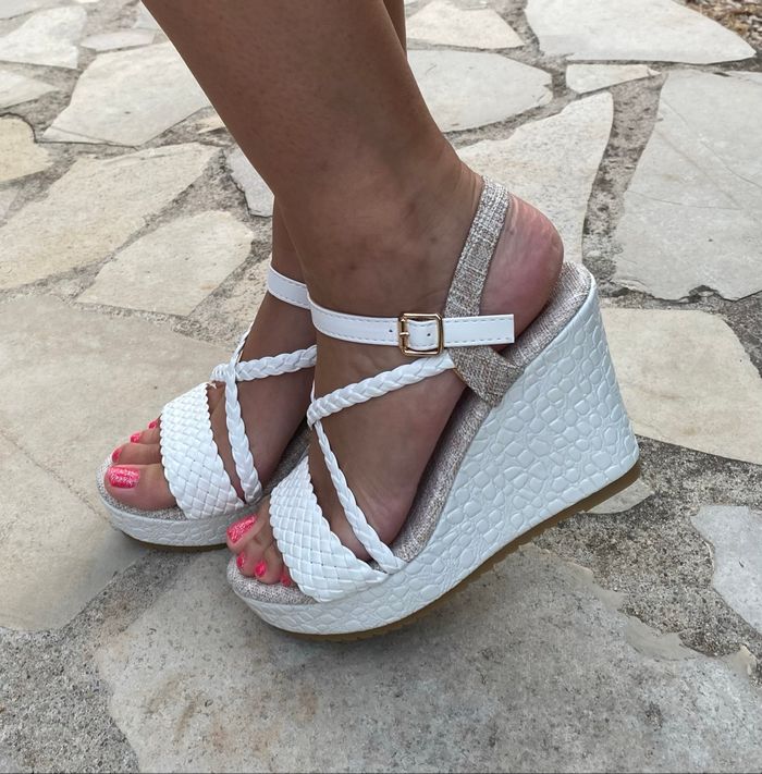 Compensées blanches femme neuve