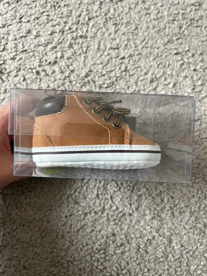 Chaussure bébé - photo numéro 3