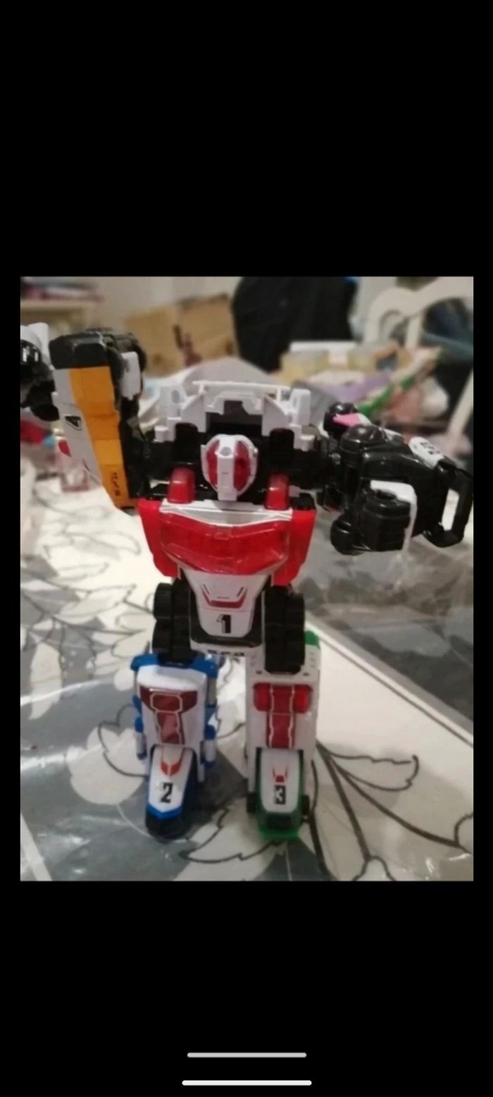 Robot Power Rangers S-P-D, DX Megazord Delta Squad, Bandaï. Année 2004 - photo numéro 5