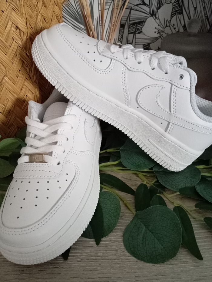 Nike air force , t: 32 - photo numéro 5