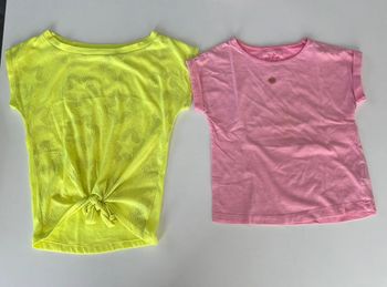 Lot 2 t shirts 8 ans